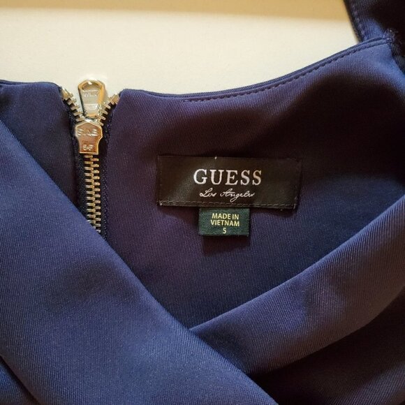 Guess LA cut out back navy dress with v-ne… - Picture 4 of 4